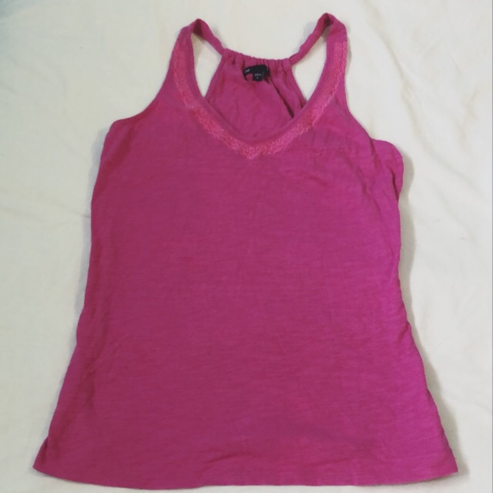 3/20$ Gap pink tank top camisol